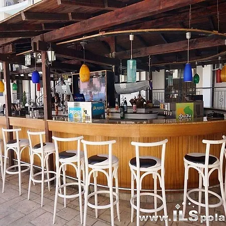 Apartament 101a Avalon 아파트호텔 써니비치